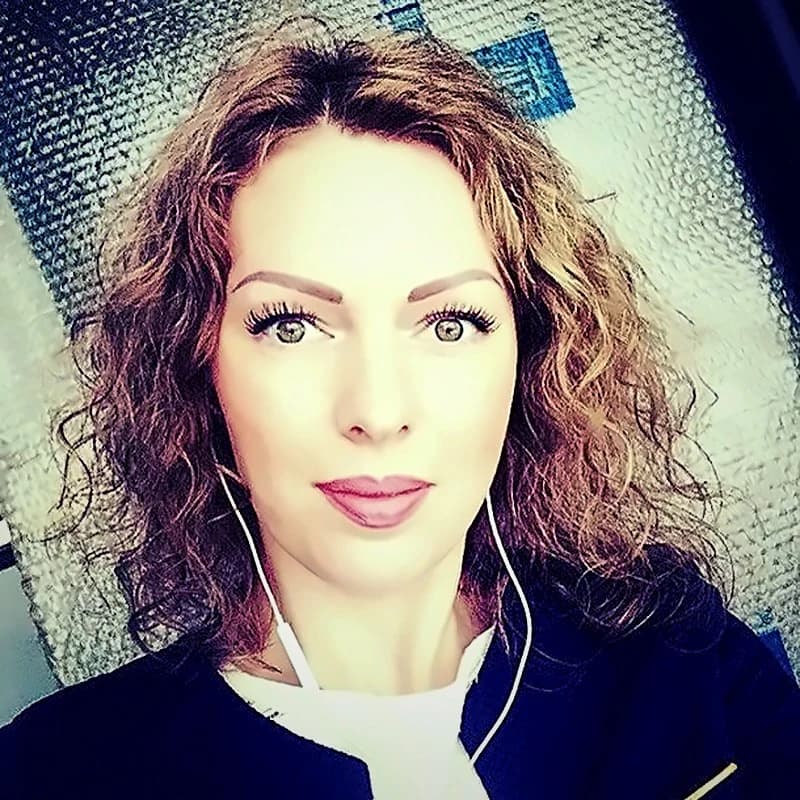Алина Бауман — Исполнительный директор